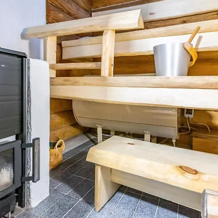 펜션 Lomasuvas By Interhome Kosula